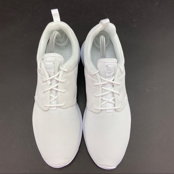 Nike Women's Roshe One White Pure Platinum Shoes - Picture 7 of 10